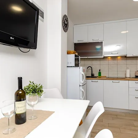 شقة Apartments Mario Coastal Home مورتير